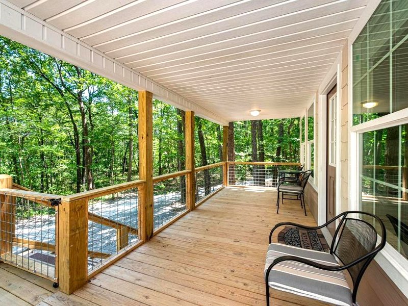 Idilic Cozy Rustic Cabin in Fort Payne, Alabamaの写真