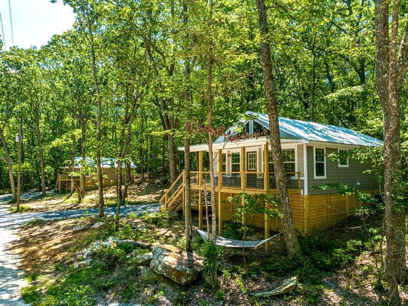 Idilic Cozy Rustic Cabin in Fort Payne, Alabamaの写真