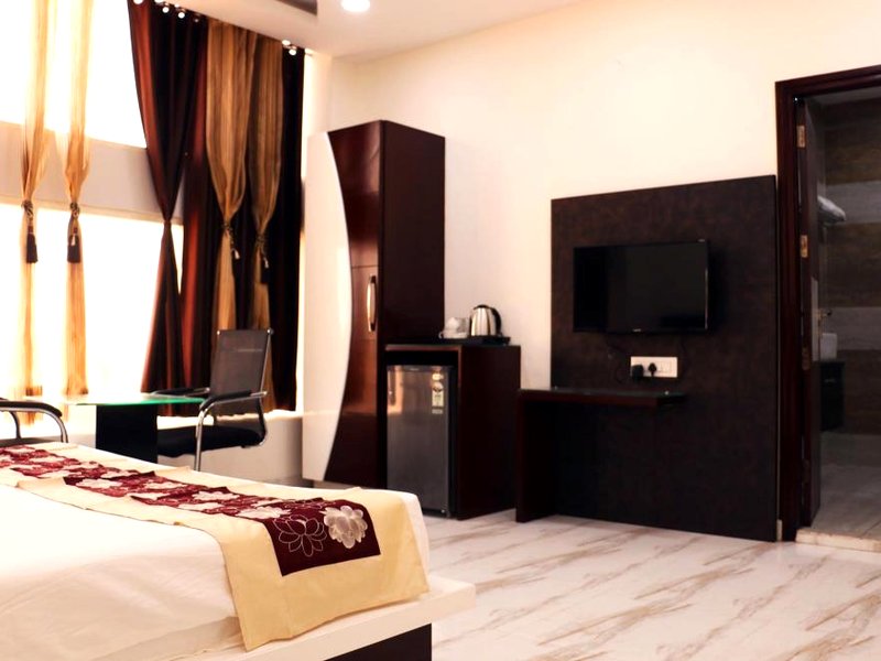 ホテル ニーラム モガ (Hotel Neelam Moga)の写真
