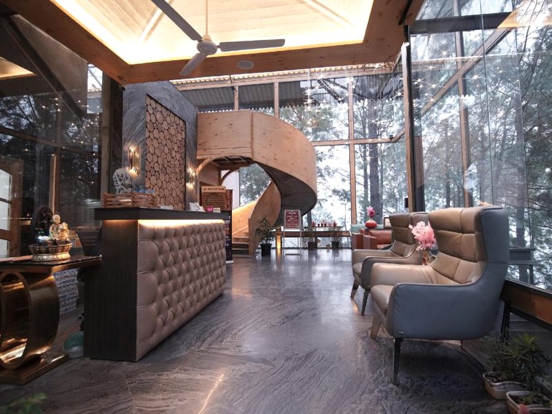 カサウリ ヒルズ リゾーツ (Kasauli Hills Resorts)の写真