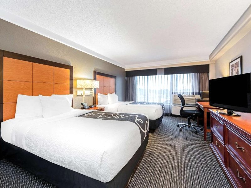 ラ キンタ イン&スイーツ バイ ウィンダム ニューオリンズ エアポート (La Quinta Inn & Suites by Wyndham New Orleans Airport)の写真