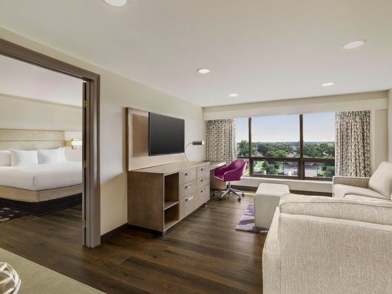 ダブルツリー ホテル ニュー オリーンズ エアポート (Doubletree Hotel New Orleans Airport)の写真