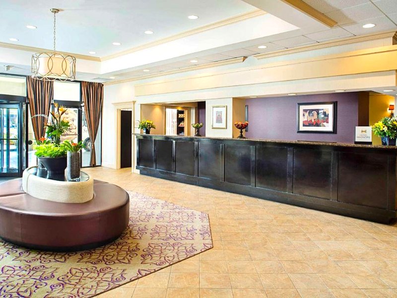 ダブルツリー ホテル ニュー オリーンズ エアポート (Doubletree Hotel New Orleans Airport)の写真