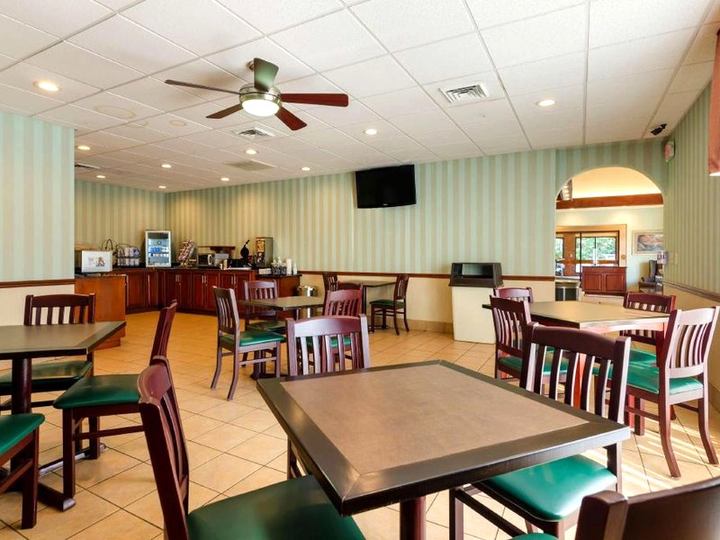 ベストウェスタン ストーントン イン (Best Western Staunton Inn)の写真