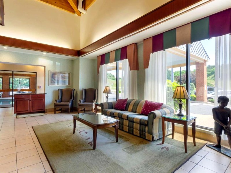 ベストウェスタン ストーントン イン (Best Western Staunton Inn)の写真