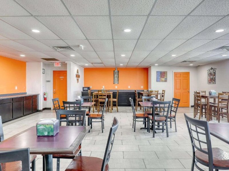 Econo Lodge Neenahの写真