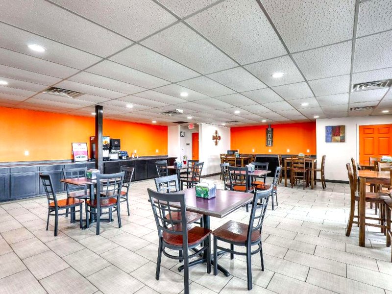 Econo Lodge Neenahの写真