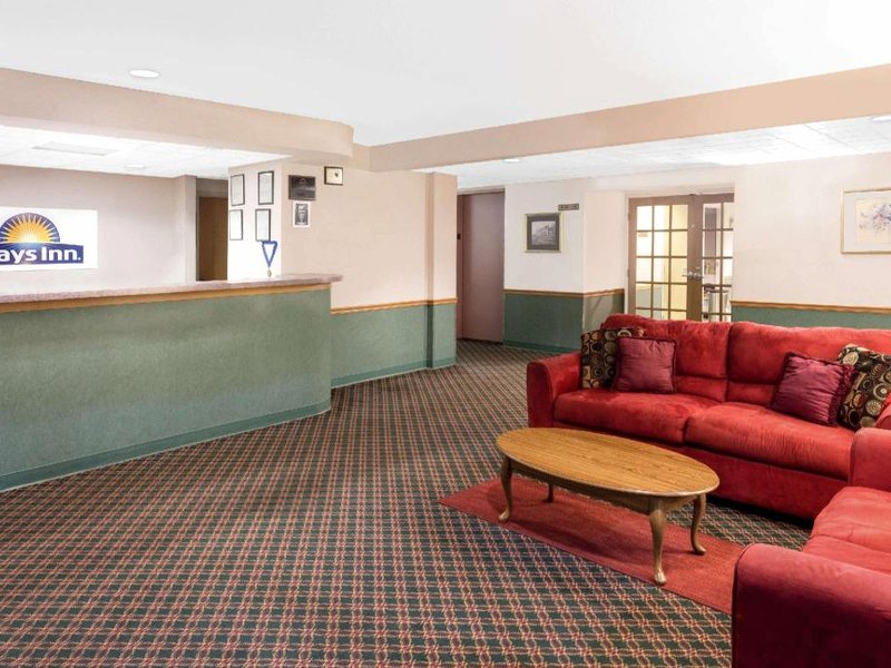 デイズ イン バイ ウィンダム ニーナ (Days Inn by Wyndham Neenah)の写真