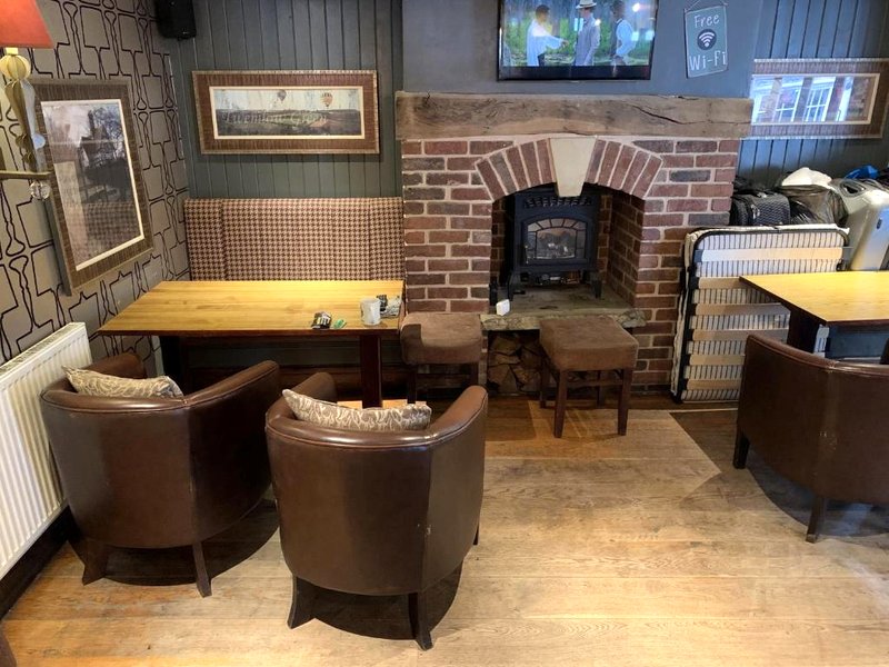george & dragon の写真