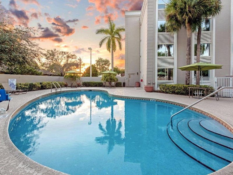 ラ キンタ イン&スイーツ バイ ウィンダム コーラル スプリングス サウス (La Quinta Inn & Suites by Wyndham Coral Springs South)の写真