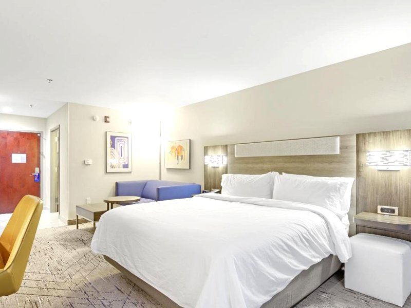 Holiday Inn Express Gulfport Beach By IHGの写真