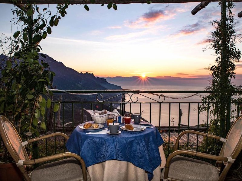 B＆B ラヴェッロ ルームズ (B&B Ravello Rooms)の写真