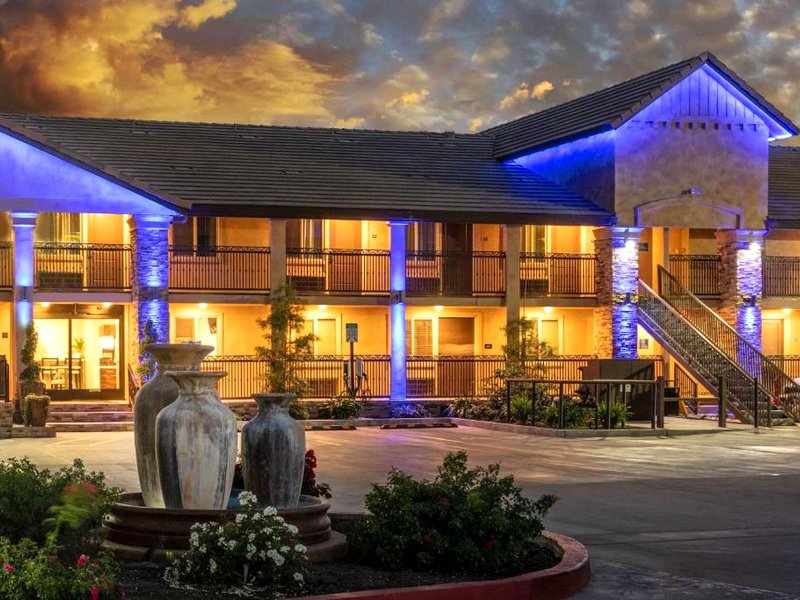 Days Inn by Wyndham Galt/Elk Grove Southの写真