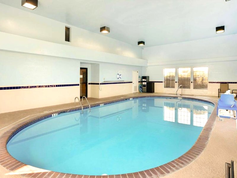 ベストウェスタン プラス ロノーク ホテル (Best Western PLUS Lonoke Hotel)の写真