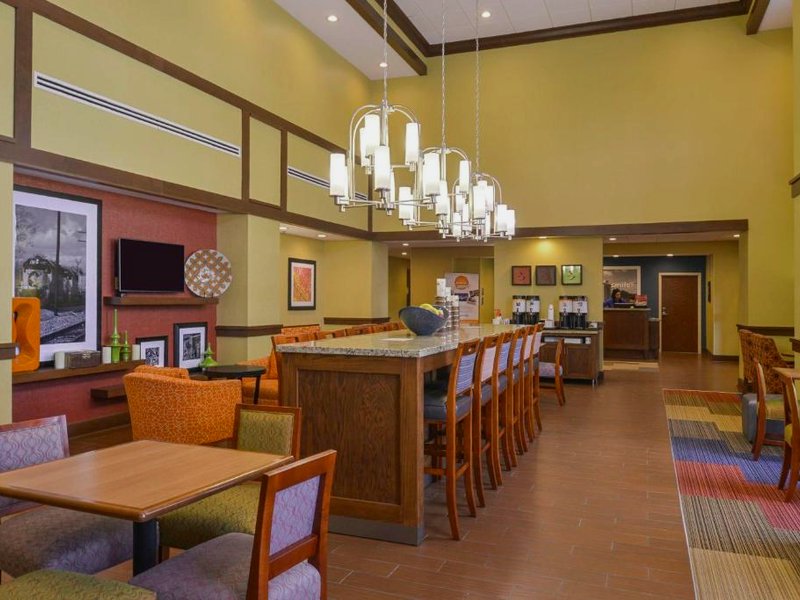 Hampton Inn & Suites Lonokeの写真