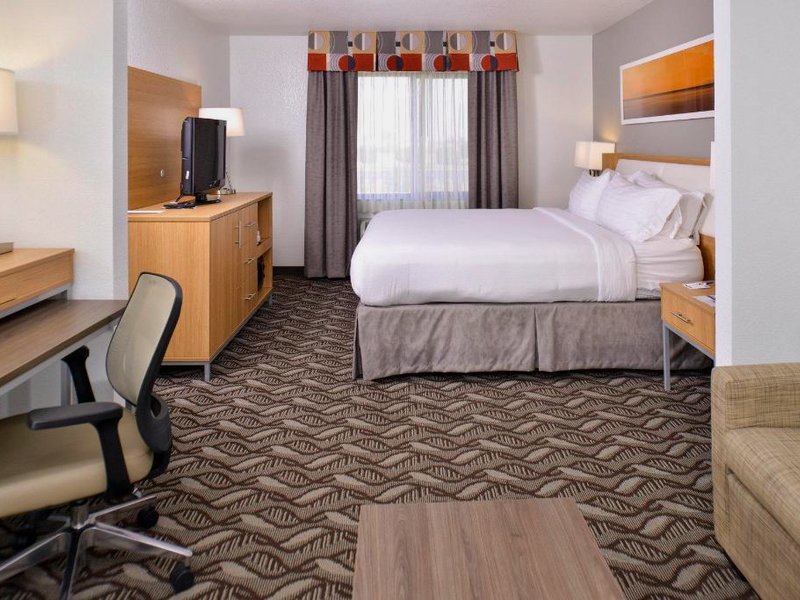 Holiday Inn Express Hotel & Suites Lonoke I-40 By IHGの写真