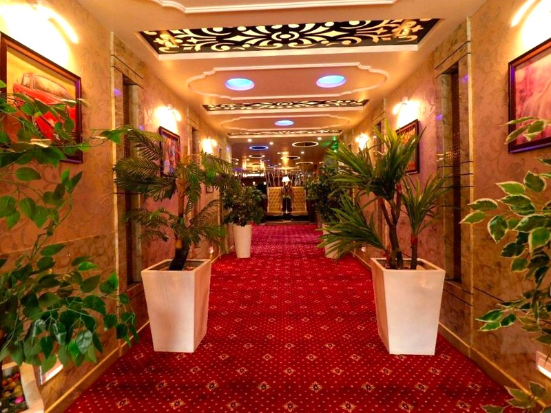 The Imperial Hotel & Resturant By GRBの写真