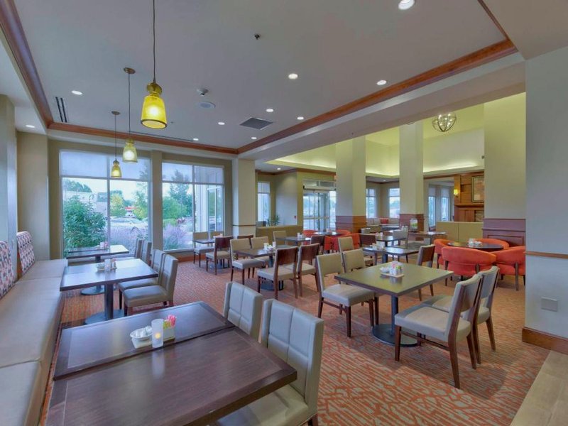 ヒルトン ガーデン イン ララミー (Hilton Garden Inn Laramie)の写真