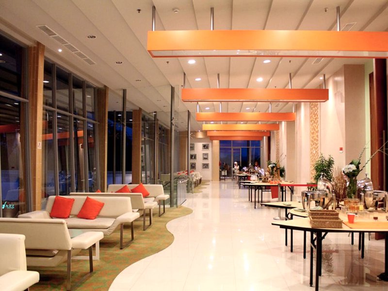 ハリスホテル セントゥルシティ ボゴー (HARRIS Hotel Sentul City Bogor)の写真