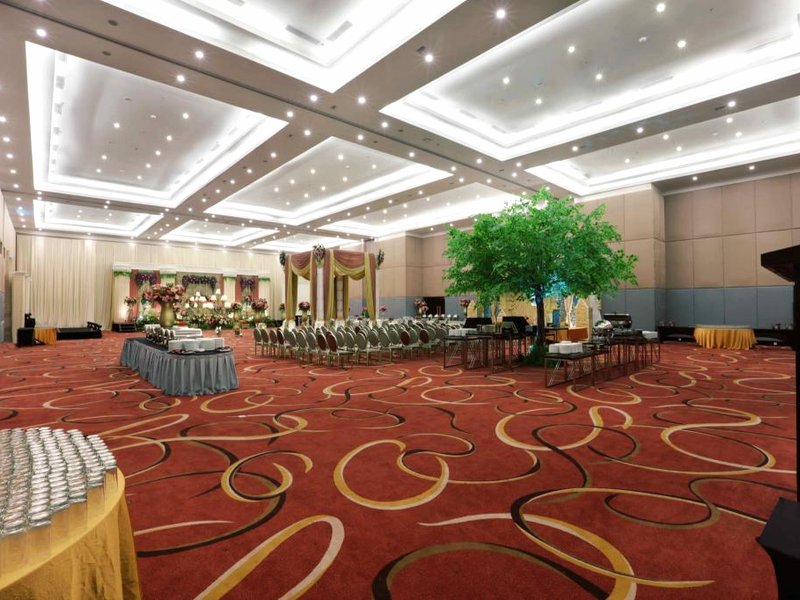 アストン セントル レーク リゾート&カンファレンス センター (Aston Sentul Lake Resort & Conference Center)の写真