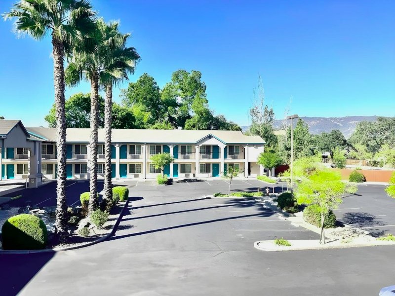 Cloverdale Wine Country Inn and Suitesの写真