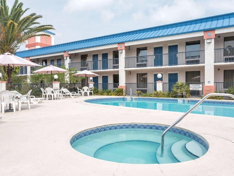 Days Inn by Wyndham Chieflandの写真