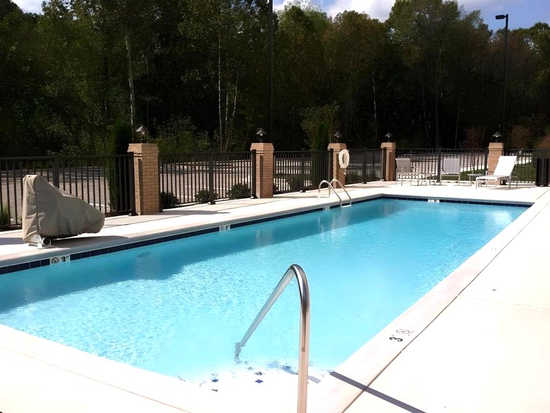 Holiday Inn Express & Suites Oak Ridge By IHGの写真