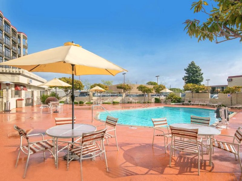 Oakland Airport Executive Hotelの写真