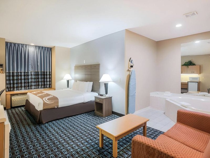 Sonesta Essential Hotels Blue Springsの写真