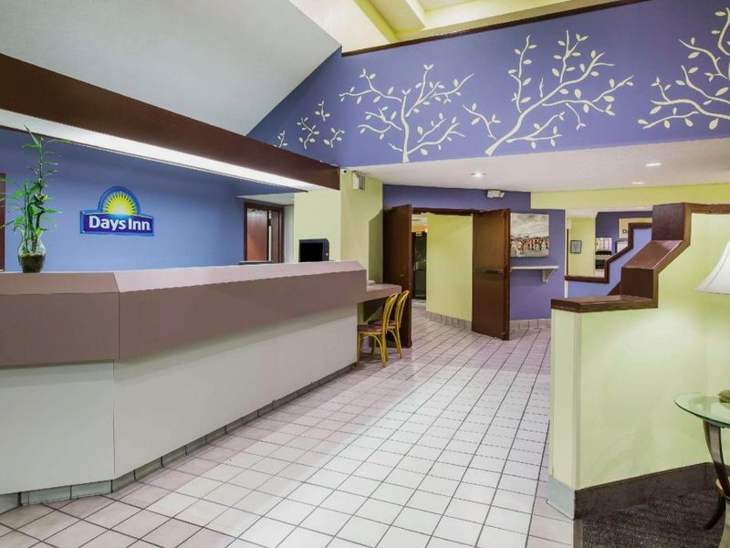 デイズ イン バイ ウィンダム ブルー スプリングス (Days Inn by Wyndham Blue Springs)の写真