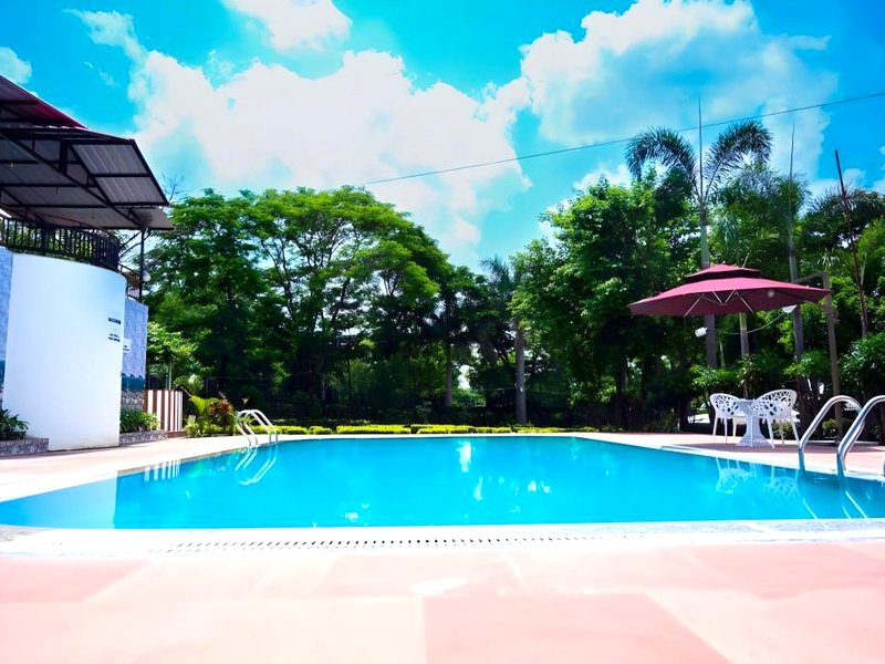 TGI INSIGNIA RESORT AND VILLASの写真