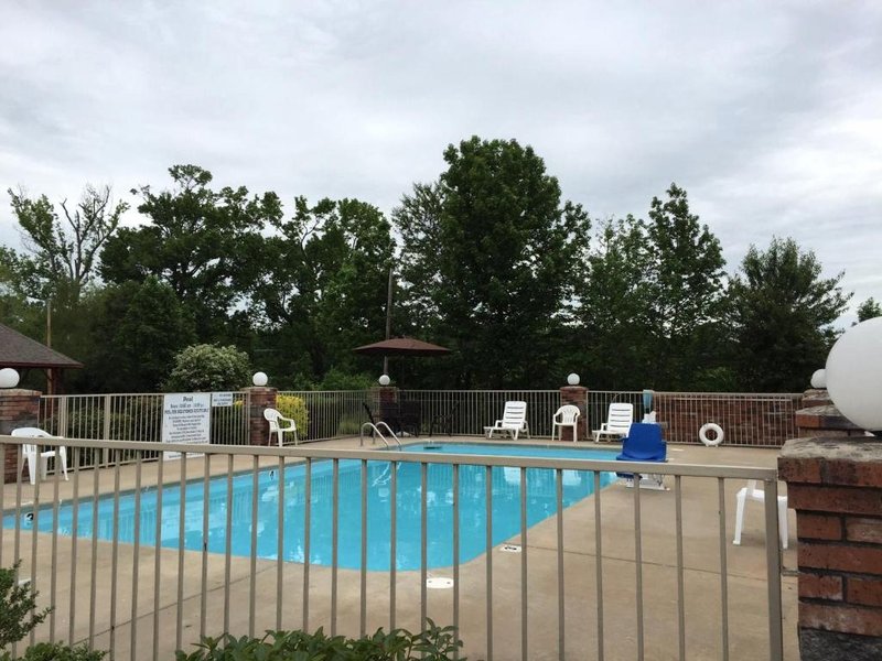 アメリカズ ベスト バリュー イン キャボット (Americas Best Value Inn Cabot)の写真