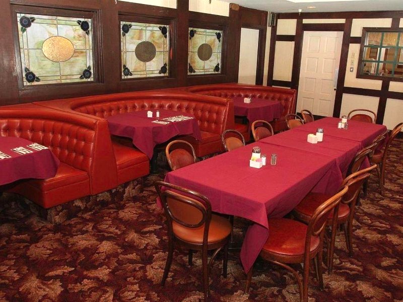 キーファーズ イン キング シティ (Keefers Inn King City)の写真