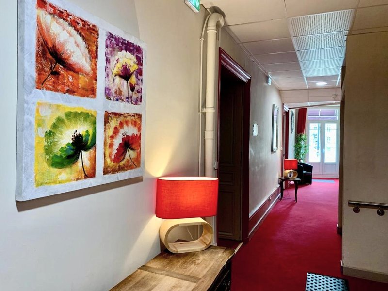 Hotel du Midiの写真