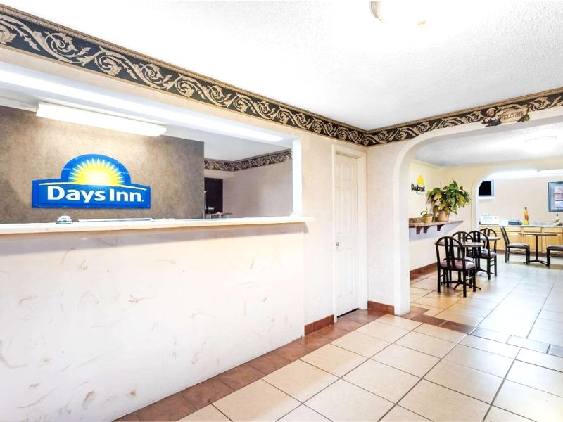 Days Inn by Wyndham Martinの写真