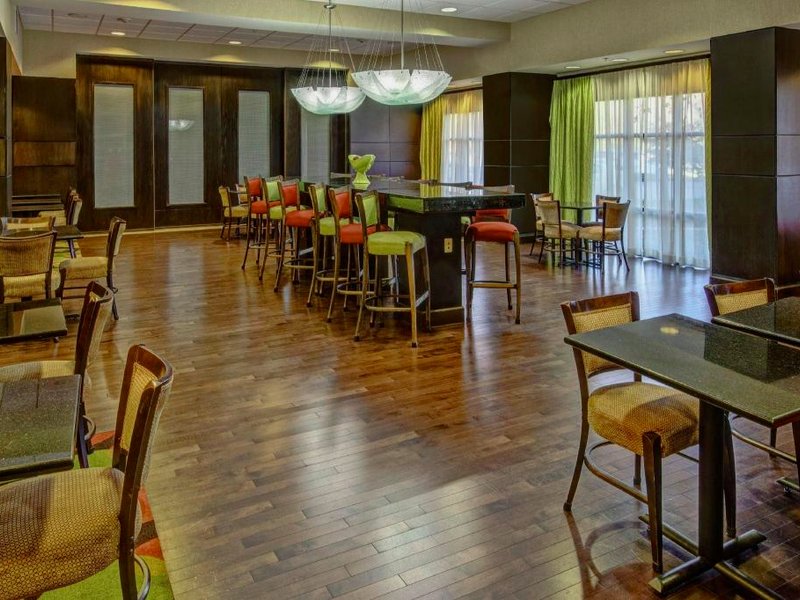 Hampton Inn Jacksonville-Anniston Areaの写真
