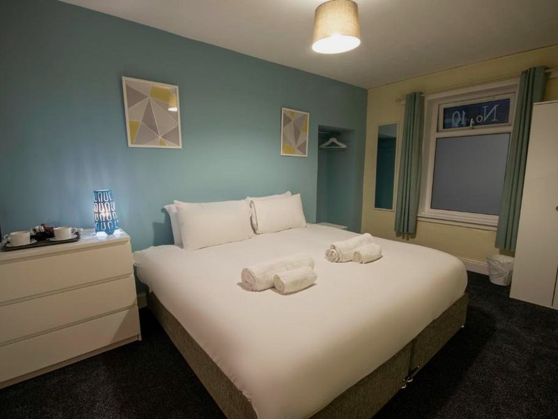 Irvine Riverside Guesthouse by Paymán Clubの写真