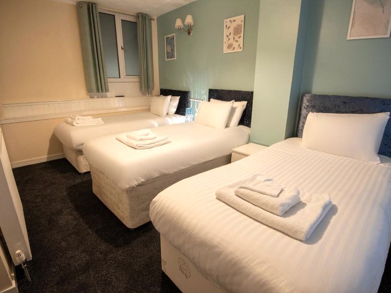 Irvine Riverside Guesthouse by Paymán Clubの写真