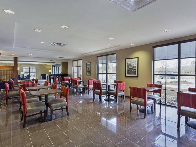 Comfort Inn & Suites Zacharyの写真