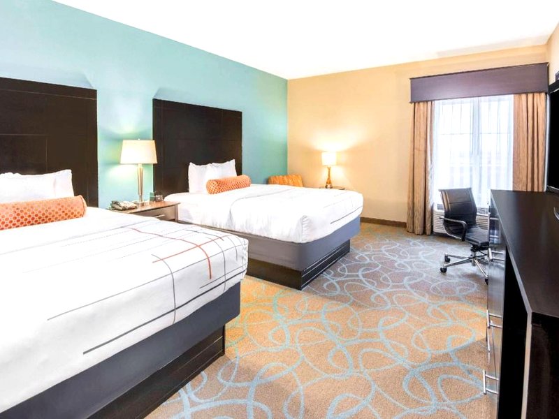 ラ キンタ イン&スイーツ バイ ウィンダム クリントン ヒストリック ルート 66 (La Quinta Inn & Suites by Wyndham Clinton Historic Route 66)の写真