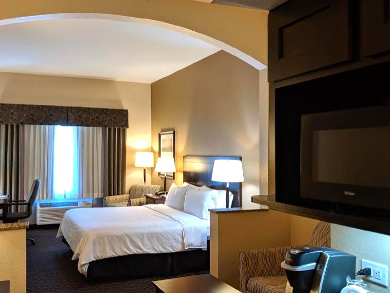 Holiday Inn Express & Suites Clinton By IHGの写真