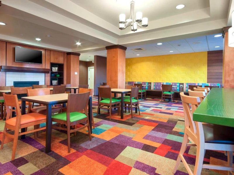 フェアフィールド イン&スイーツ エル セントロ (Fairfield Inn & Suites El Centro)の写真
