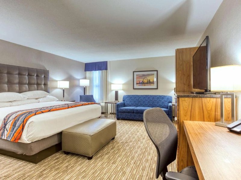 Drury Inn and Suites St Louis Collinsvilleの写真