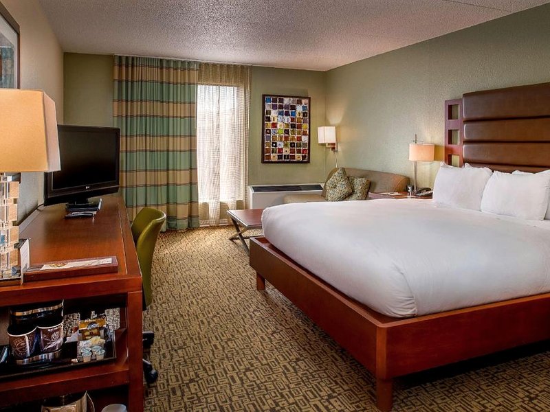 ダブルツリー バイ ヒルトン コリンズビル セント ルイス (DoubleTree by Hilton Collinsville St. Louis)の写真