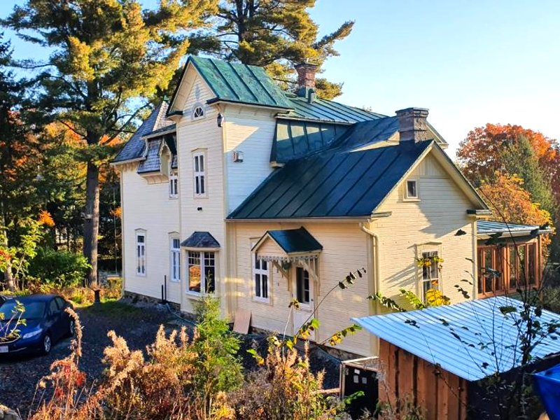 Le Salon des Inconnusの写真