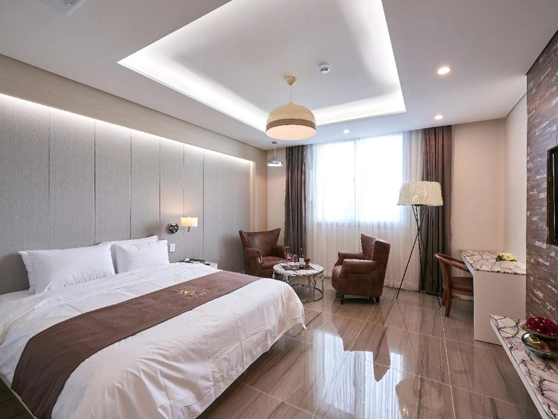 アウラ ビジネス ホテル (Aura Business Hotel)の写真