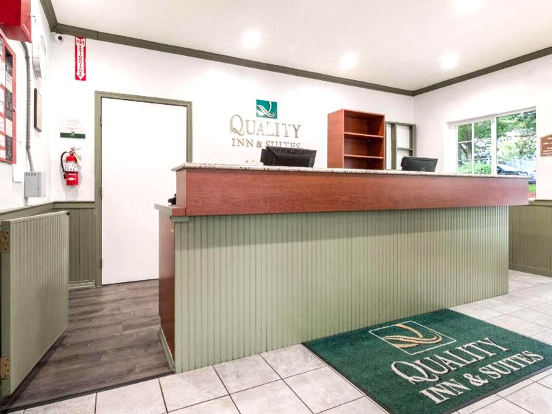 Quality Inn & Suites Bainbridge Islandの写真