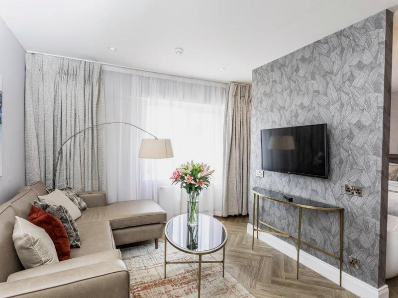 バルモラル ホテル， ベルファスト (Balmoral Hotel, Belfast)の写真