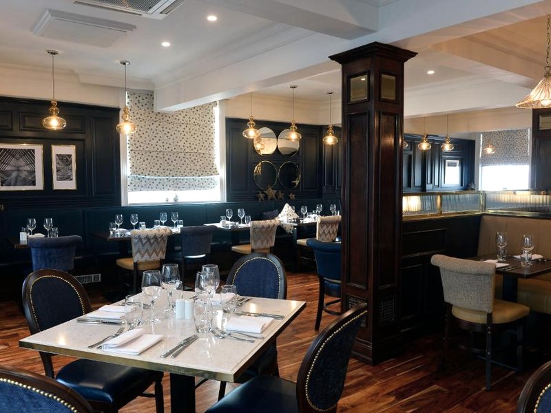 バルモラル ホテル， ベルファスト (Balmoral Hotel, Belfast)の写真