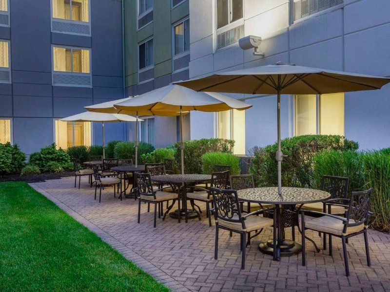 ヒルトン ガーデン イン イスリップ - マックアーサー エアポート ホテル (Hilton Garden Inn Islip Macarthur Airport)の写真